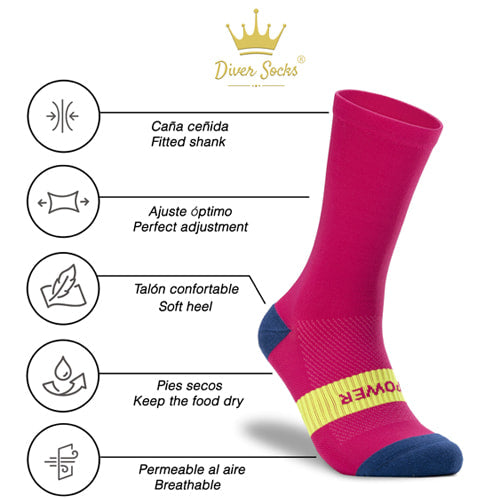 Calcetines de running fucsia con frase born to run – Diversocks